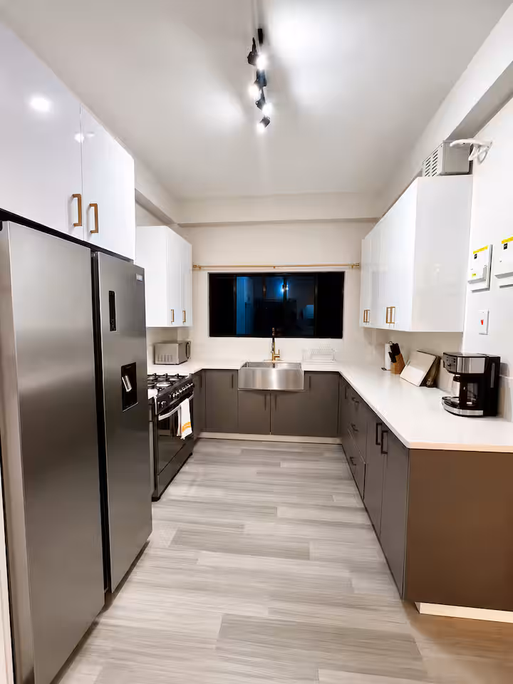Fully equipped modern kitchen